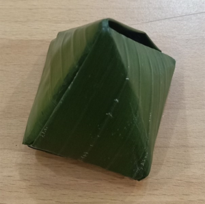 Bánh ít gói lá NHAN DUA (gói 5 cái)