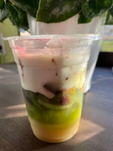 Chè thập cẩm (cốc)