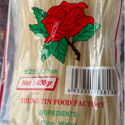 Bún bò Huế hoa hồng