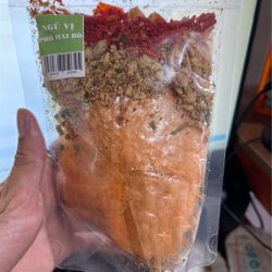 Bánh tráng trộn ngũ vị phô mai bò