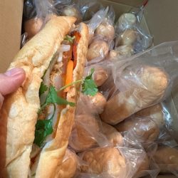bánh mì thịt ベトナム風サンドイッチ(バインミー)