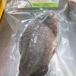 Cá chim |ピラニア 1kg