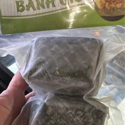 bánh giò mặn 1 cặp 塩味米粉バインゾー(2個入り)