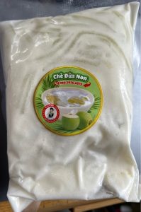 chè dừa non ヤングココナッツゼリー