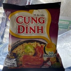 Mi Cung Đình sườn hầm 豚スペアリブ風味インスタント麺